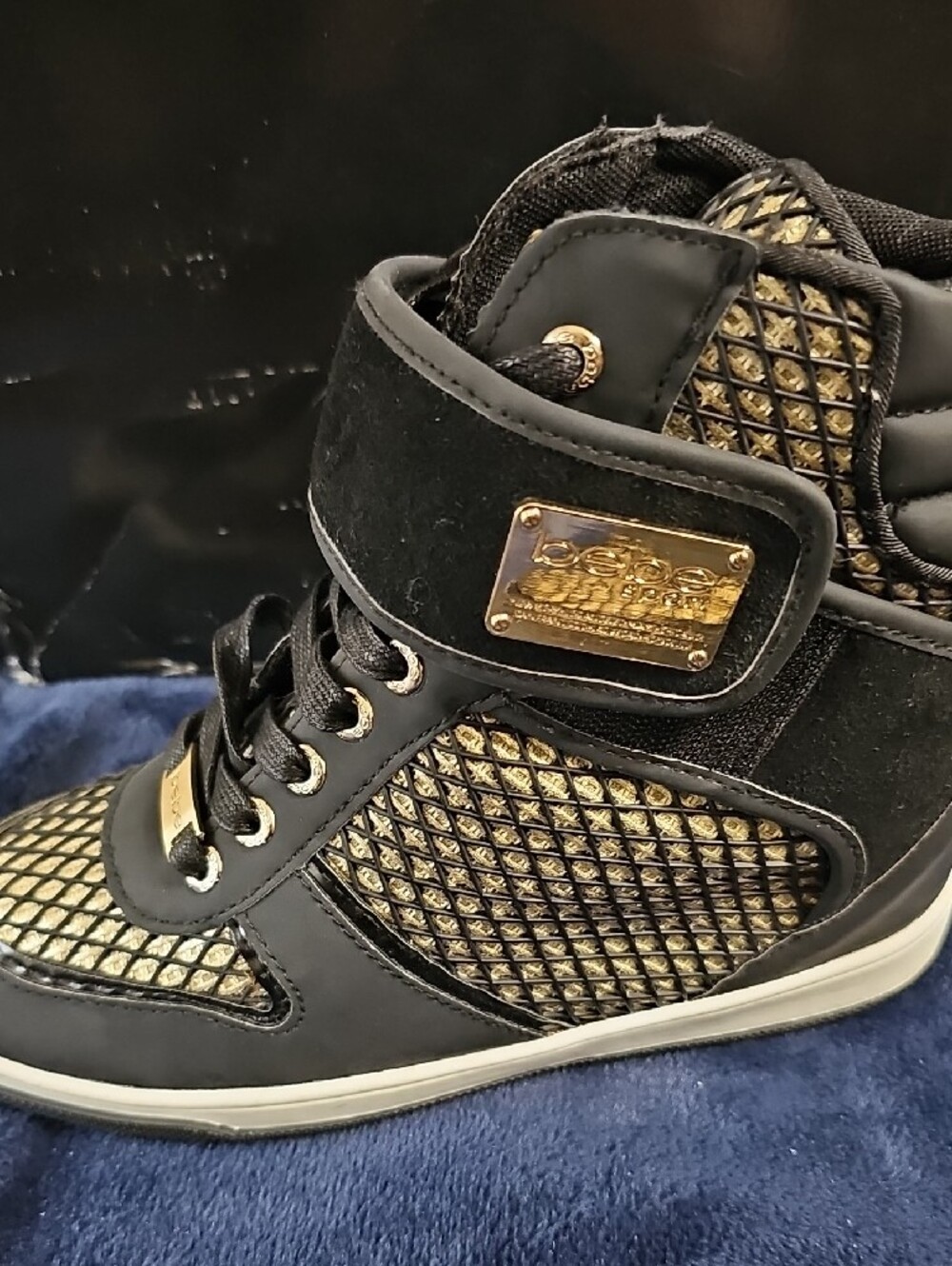 bebe Black and Gold High-Top Wedge Sneakers for Women Size 9 - Picture 4 of 12